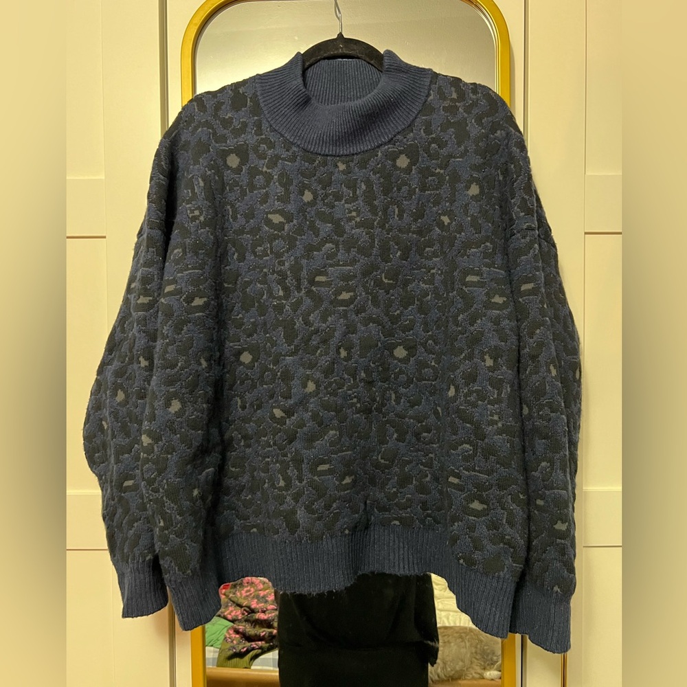 Universal Thread Leopard Sweater - Picture 1 of 5